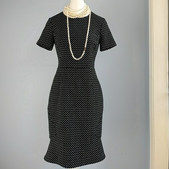 Escada Dresses & Skirts - Stunning Escada Dress-Like New!